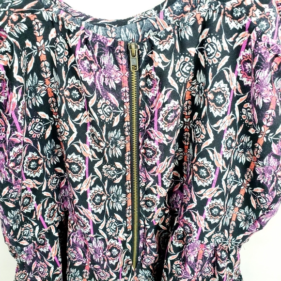 Xhilaration Floral Boho Romper Size Small - Picture 3 of 7